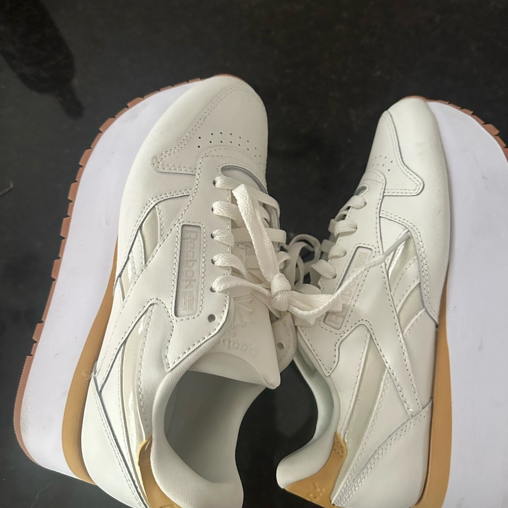 Reebok Women's Cream and Tan Sneakers